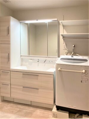 LIXIL　L.C.〈エルシィ〉